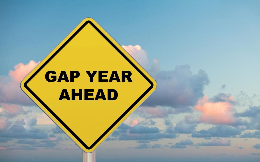 7 Reasons Indian Students Should Get on the Gap Year Bandwagon — The Big  Red Group